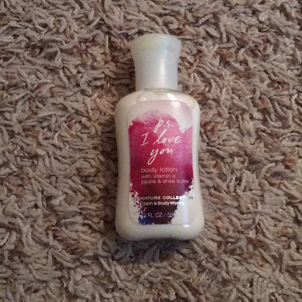 ps i love you lotion!